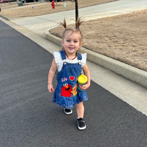 Meet your Posher, Lindsey - Picture 3 of 7